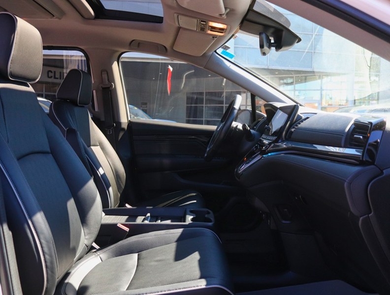 2023 Honda Odyssey Touring Auto
