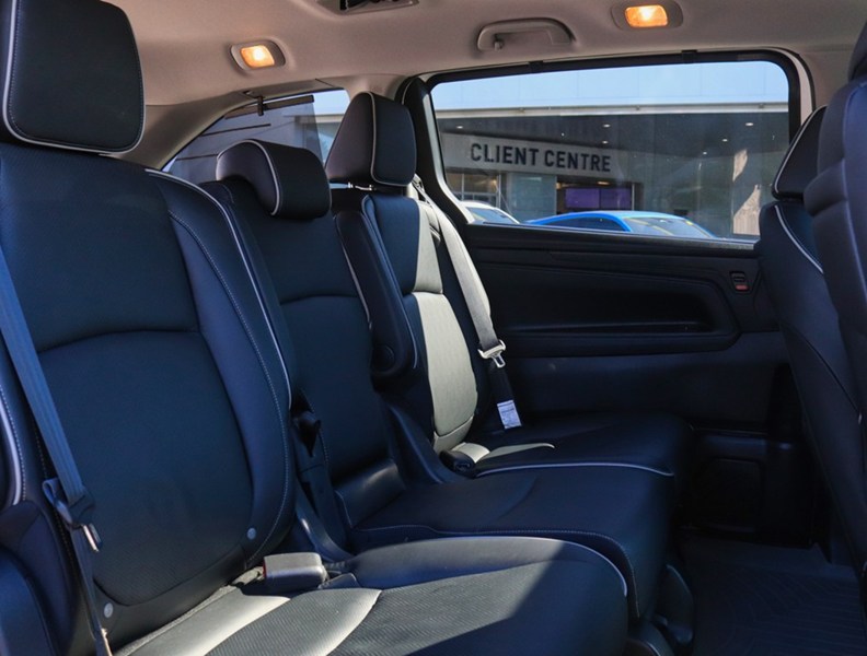2023 Honda Odyssey Touring Auto