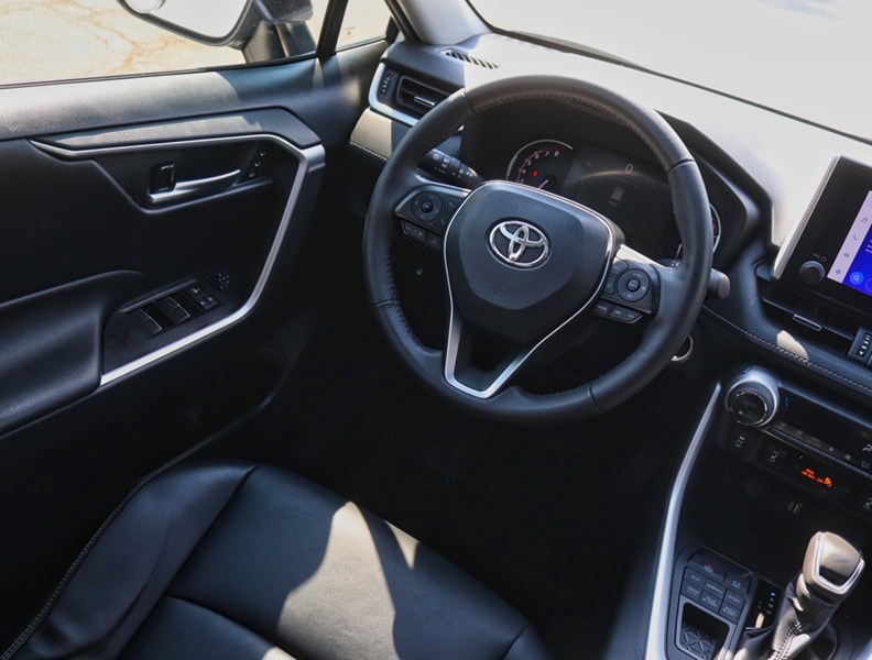 2024 Toyota RAV4 XLE AWD