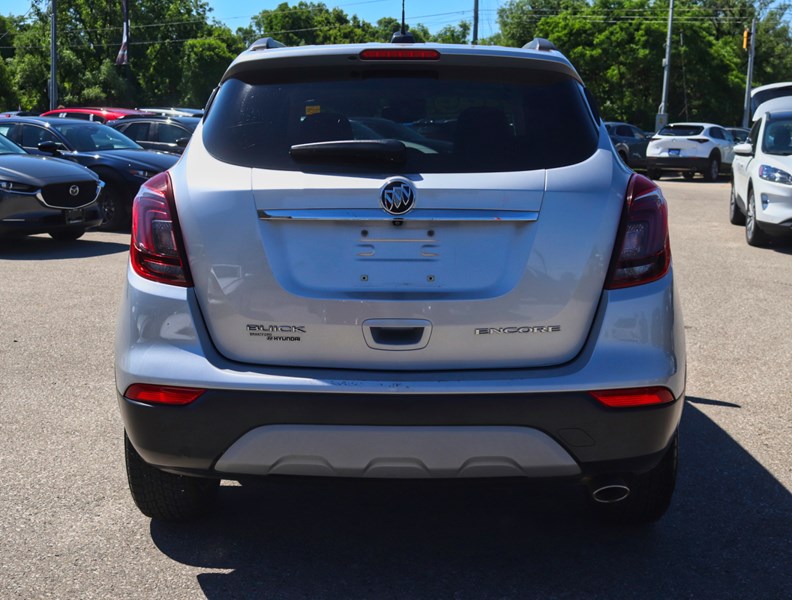 2018 Buick Encore FWD 4dr Essence