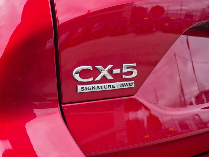 2022 Mazda CX-5 Signature AWD
