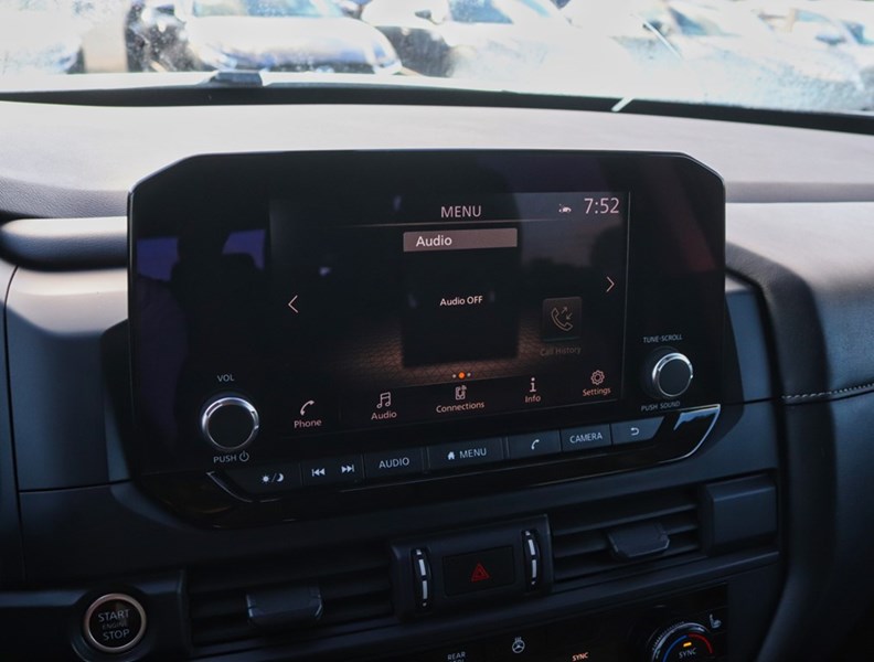 2024 Nissan Pathfinder S 4WD