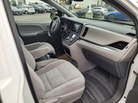 2019 Toyota Sienna LE 8-Passenger FWD