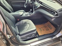 2020 Toyota Camry Hybrid Hybrid XLE Auto