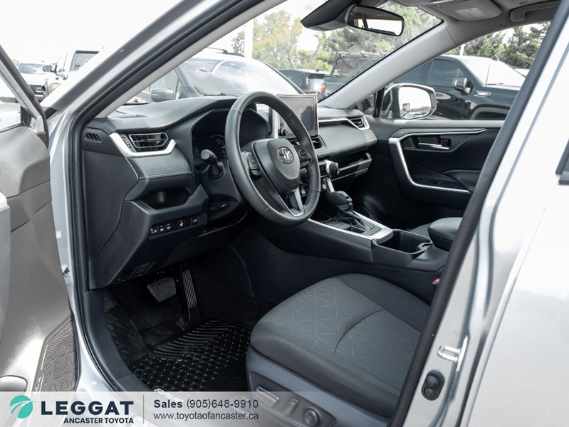 2024 Toyota RAV4 XLE AWD