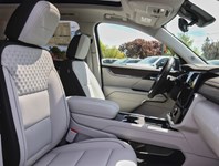 2026 GMC Acadia AWD 4dr Denali