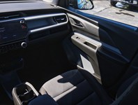 2027 Chevrolet Bolt FWD 4dr LT