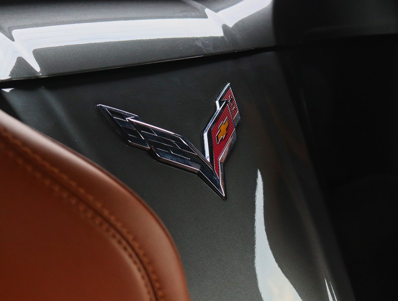 2015 Chevrolet Corvette 2dr Stingray Conv w/3LT