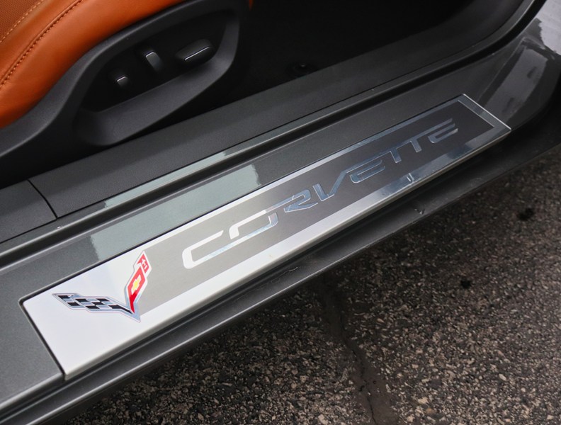 2015 Chevrolet Corvette 2dr Stingray Conv w/3LT