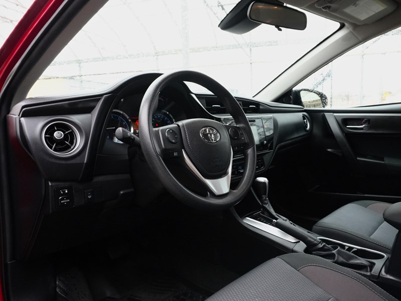 2018 Toyota Corolla LE | ONLY45000KM | 2SETSOFTIRES | 1OWNER | NOCLAIM