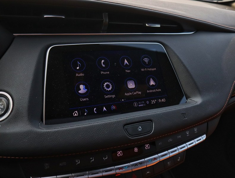 2021 Cadillac XT4 AWD 4dr Sport