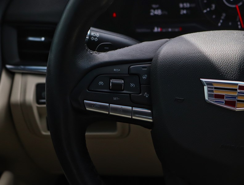 2022 Cadillac CT4 4dr Sdn Premium Luxury
