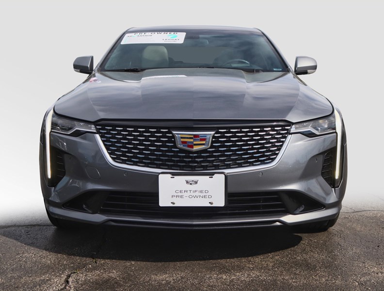 2022 Cadillac CT4 4dr Sdn Premium Luxury