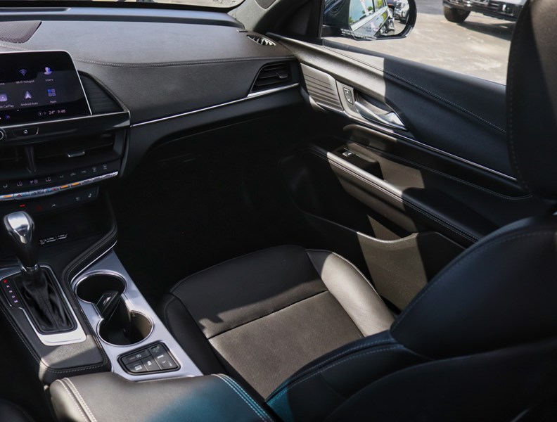 2022 Cadillac CT4 4dr Sdn Premium Luxury