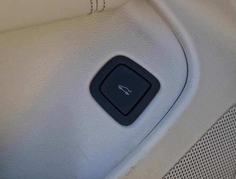 2023 Cadillac CT4 4dr Sdn Luxury