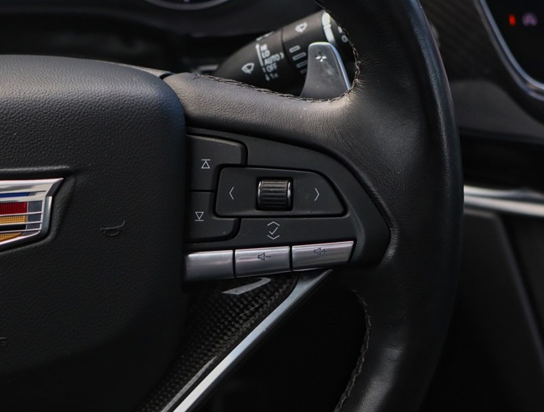 2023 Cadillac XT6 AWD 4dr Sport