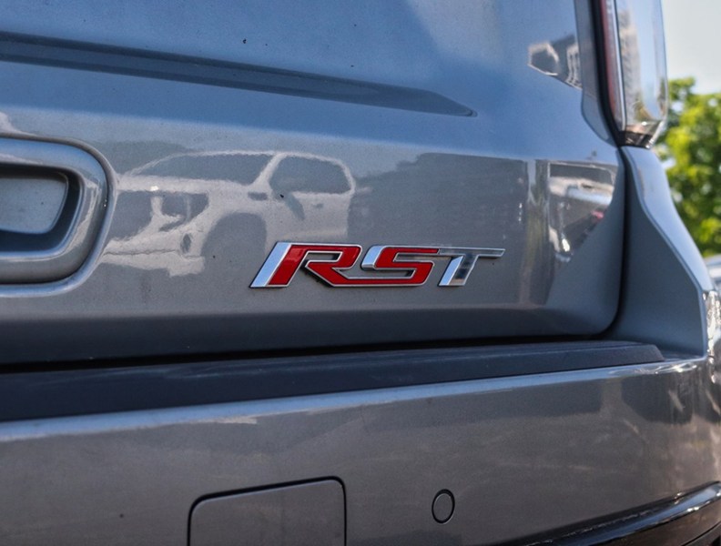 2023 Chevrolet Tahoe 4WD 4dr RST