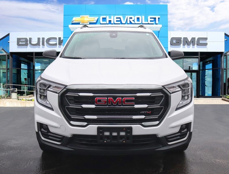 2024 GMC Terrain AWD 4dr AT4