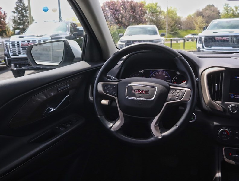 2024 GMC Terrain AWD 4dr Denali
