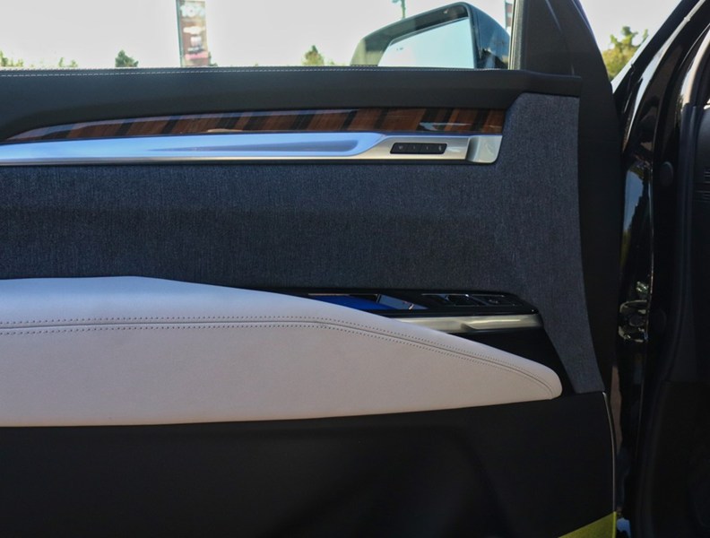2026 Cadillac Escalade 4WD 4dr Platinum Sport
