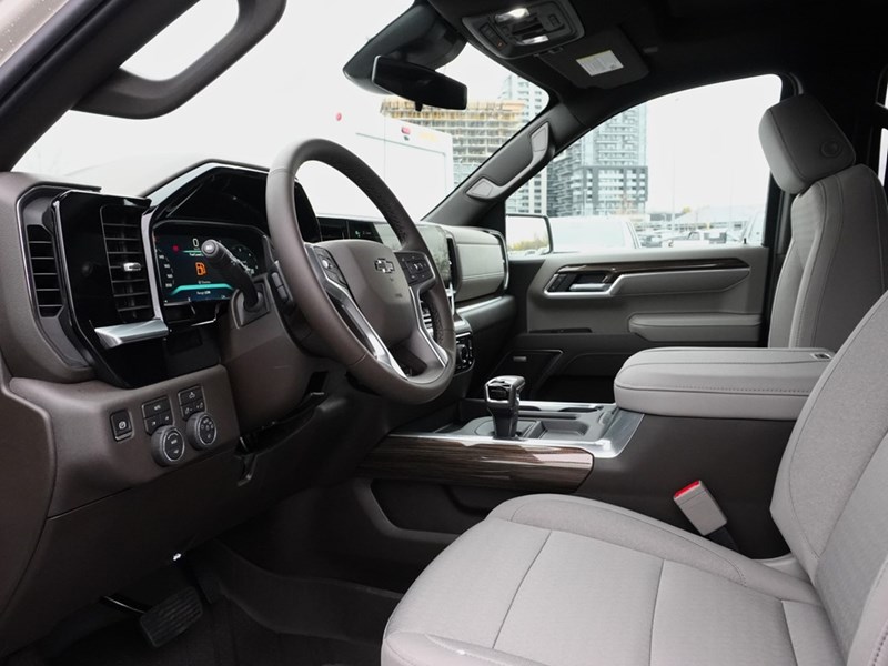 2026 Chevrolet Silverado 1500 4WD Crew Cab 147