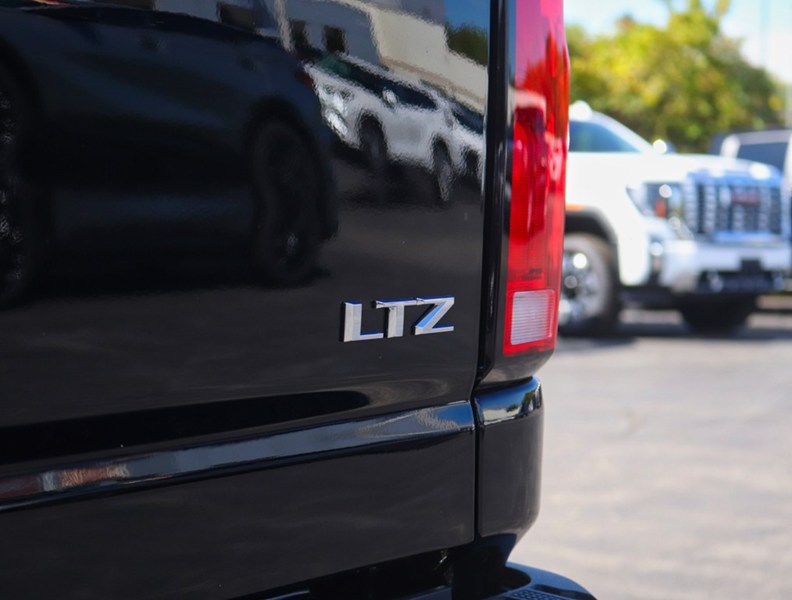 2026 Chevrolet Silverado 3500HD 4WD Crew Cab 172