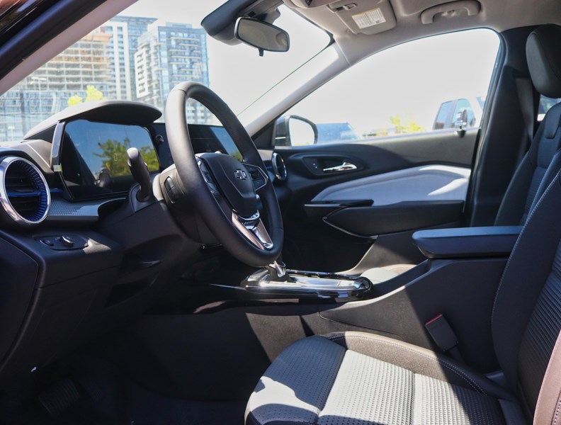 2026 Chevrolet Trax FWD 4dr LT