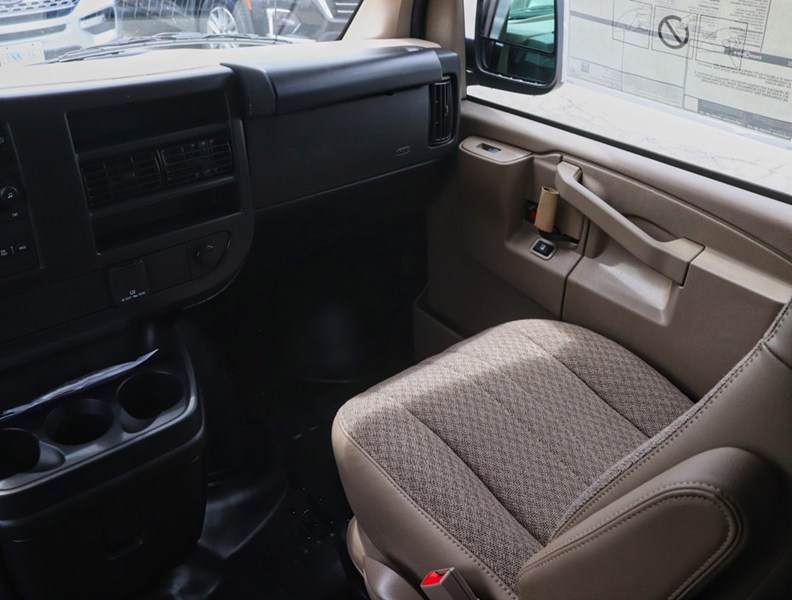 2026 GMC Savana 2500 RWD 2500 135