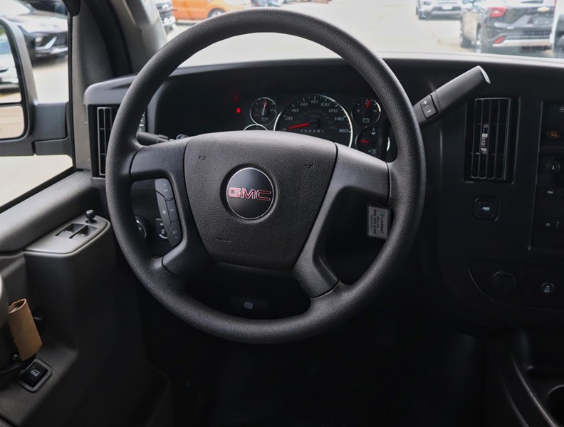 2026 GMC Savana 2500 RWD 2500 135