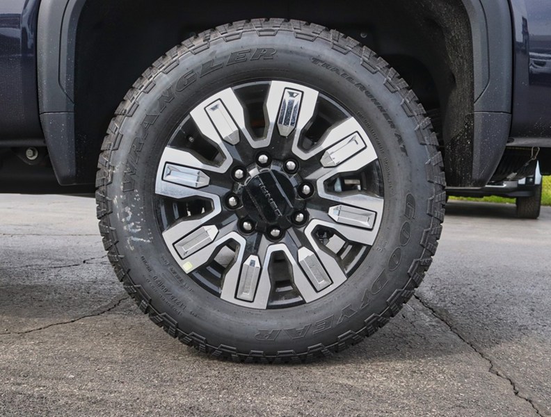 2026 GMC Sierra 2500HD 4WD Crew Cab 172