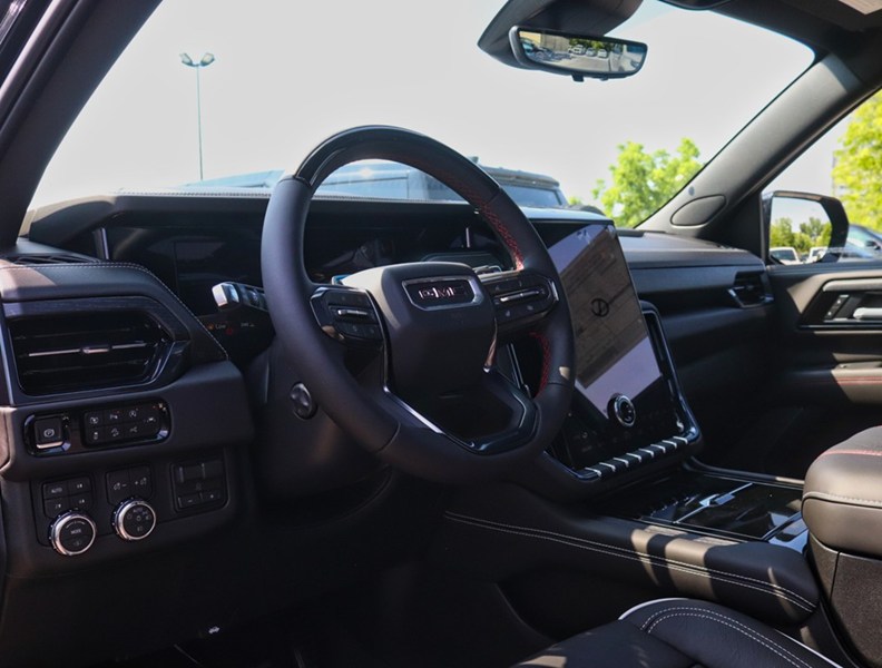 2026 GMC Yukon XL 4WD 4dr AT4 Ultimate