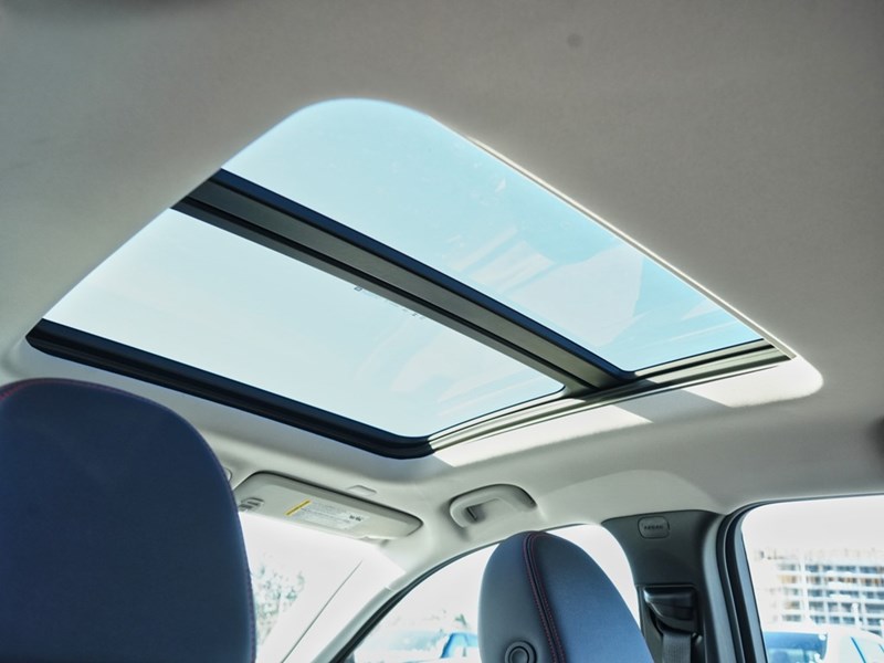2027 Chevrolet Bolt FWD 4dr RS