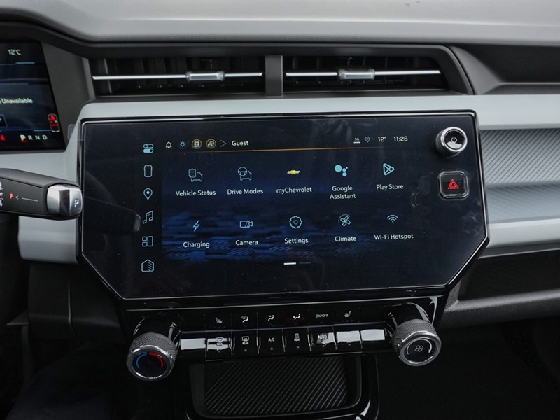 2027 Chevrolet Bolt FWD 4dr LT