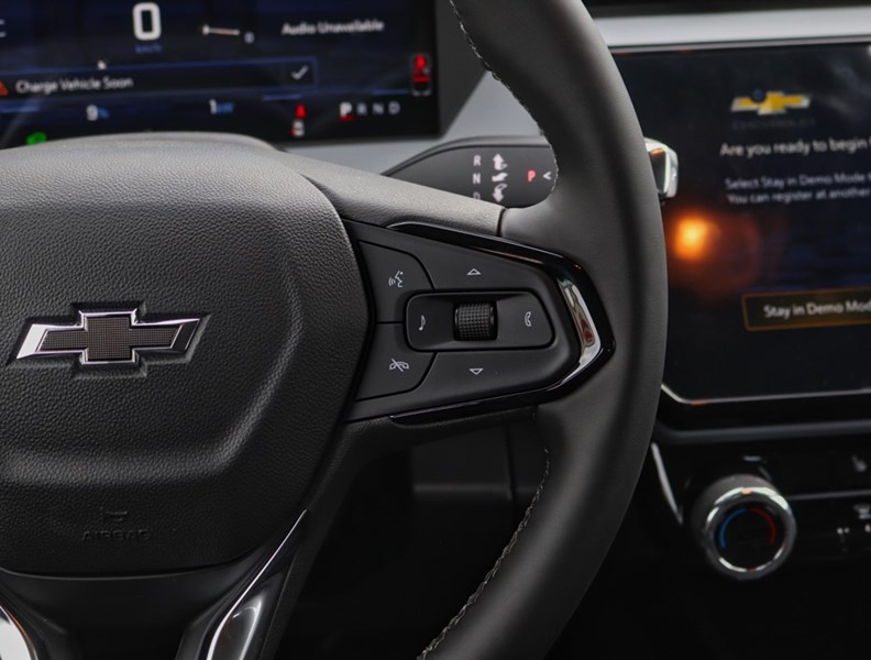 2027 Chevrolet Bolt FWD 4dr LT
