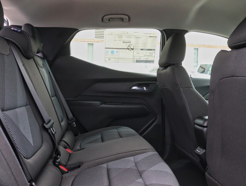 2027 Chevrolet Bolt FWD 4dr LT