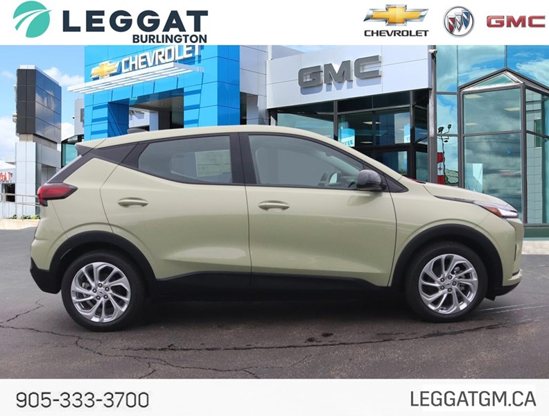 2027 Chevrolet Bolt FWD 4dr LT