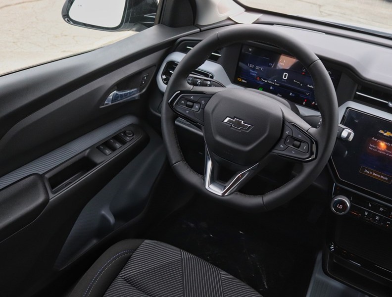2027 Chevrolet Bolt FWD 4dr LT