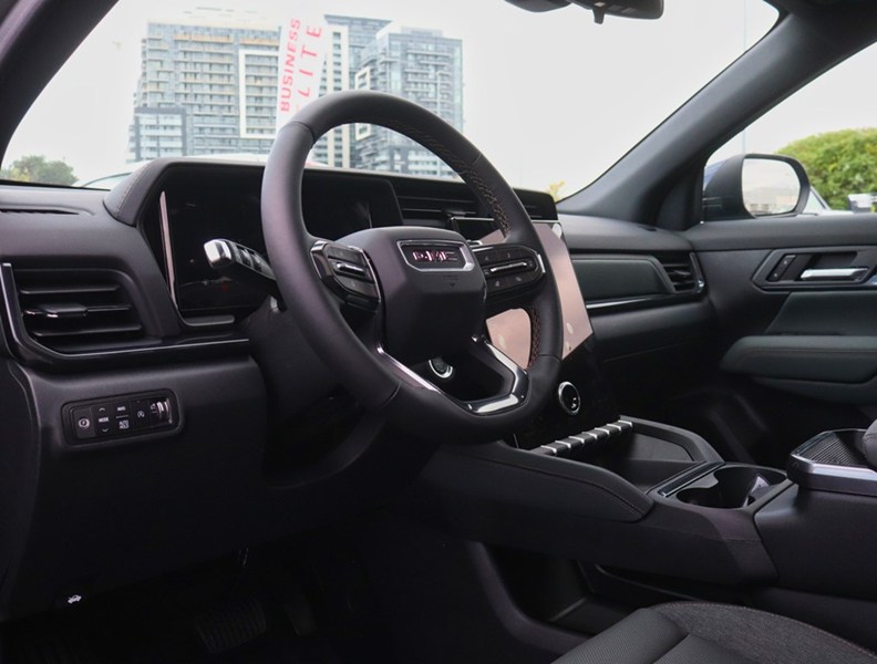2027 GMC Terrain AWD 4dr AT4