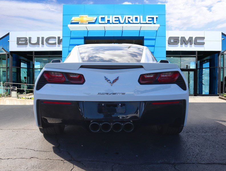 2015 Chevrolet Corvette 2dr Stingray Z51 Cpe w/3LT