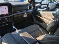 2026 Ford F-350 Platinum 4WD Crew Cab 8' Box