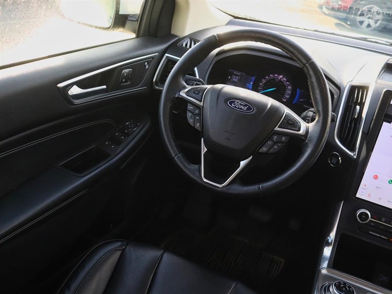 2022 Ford Edge Titanium | AWD | NAV | ROOF | TOW | HTD STR WHL