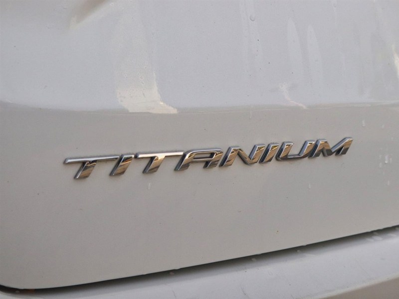 2022 Ford Edge Titanium | AWD | NAV | ROOF | TOW | HTD STR WHL