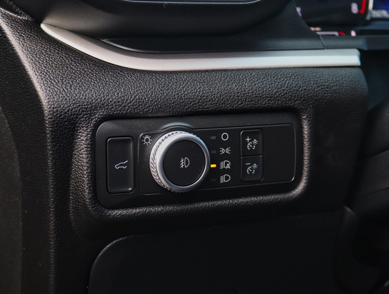 2022 Ford Explorer XLT | 4WD | 2.3L | NAV | ADPTV CRUISE | 7 PASS