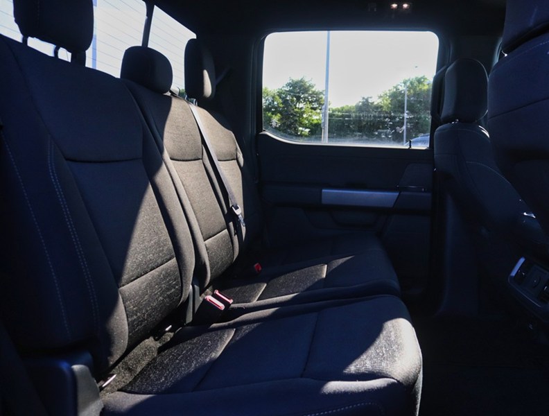 2025 Ford F-150 XLT | 4X4 | 2.7L | 302A | BLK PKG PLS | BED UTL