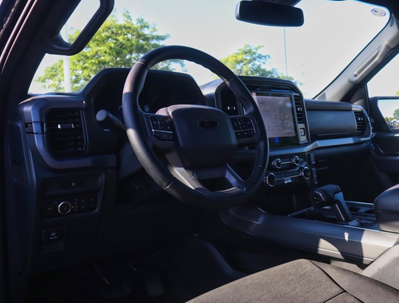 2025 Ford F-150 XLT | 4X4 | 2.7L | 302A | BLK PKG PLS | BED UTL