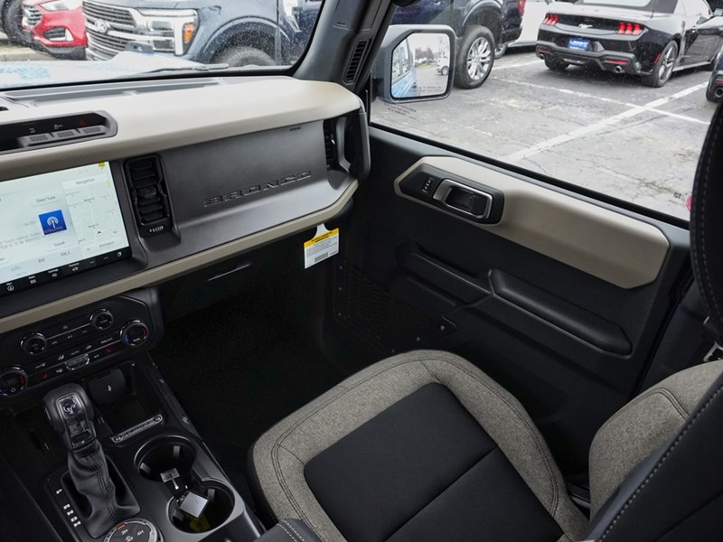 2026 Ford Bronco Big Bend | 4x4 | 2.3L | HARD TOP | SIDE STEP