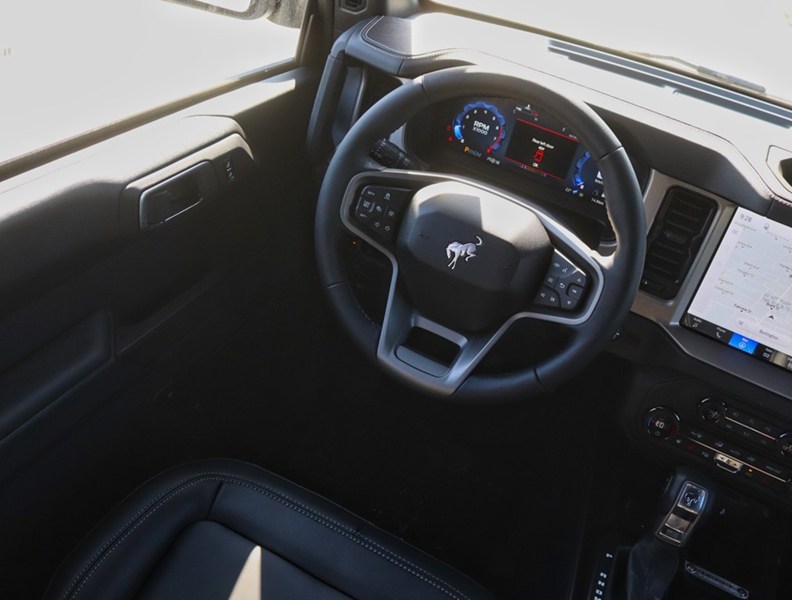 2026 Ford Bronco Outer Banks | 4X4 | 2.3L | LUX PKG | HARD TOP