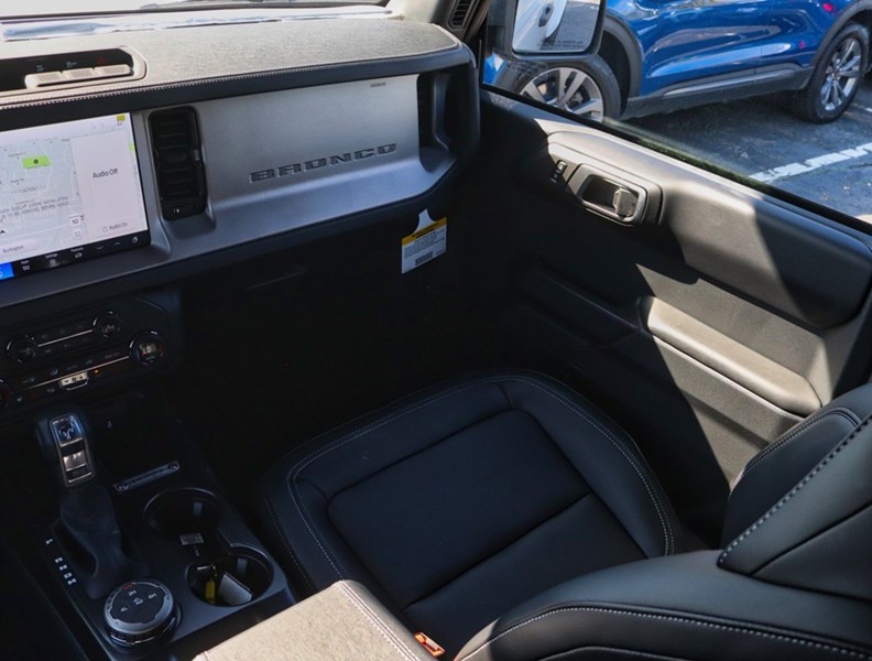 2026 Ford Bronco Outer Banks | 4X4 | 2.3L | LUX PKG | HARD TOP