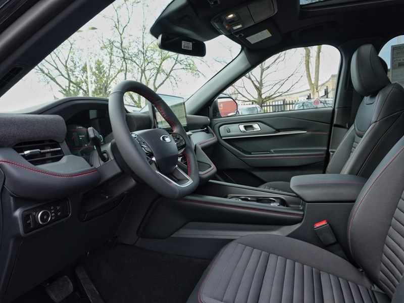 2026 Ford Explorer ST-Line | 4WD | ROOF | PREM PKG | STREET PK