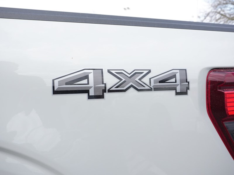 2026 Ford F-150 XLT | 4X4 | 3.5L | 303A |BLK PK PLS| ROOF| BED UTL